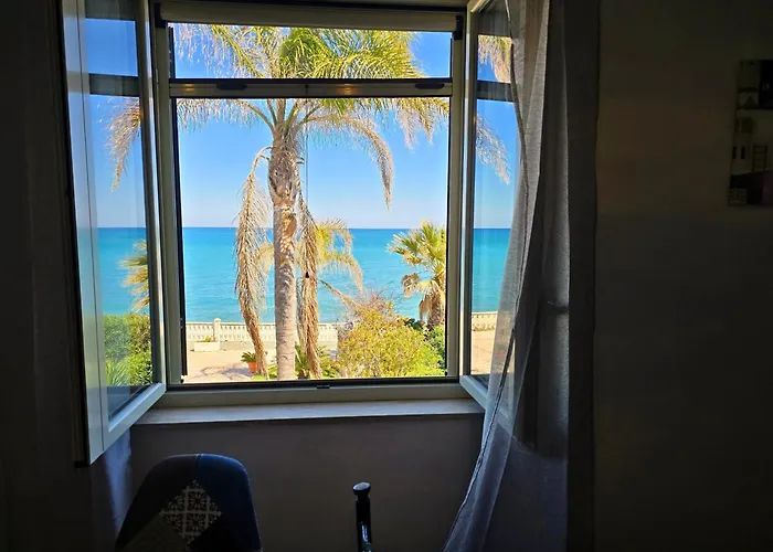 Un Soffio Dal Mare By World Calopezzati